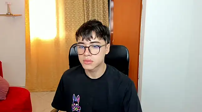 liam orion online show from 02/25/25, 06:42