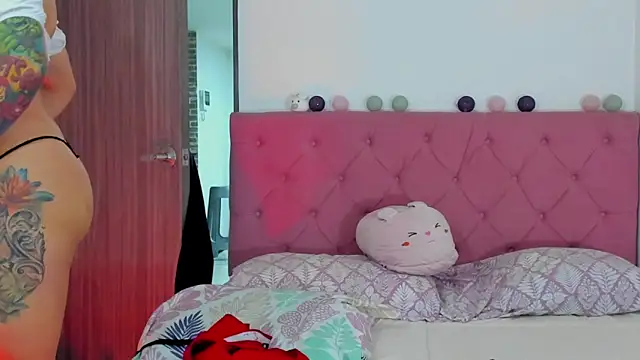 ela black online show from 02/21/25, 01:00