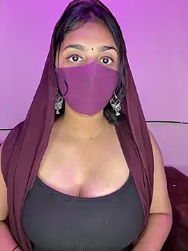 Snapshot of Dishasarmaa05 chatting on 03/16/25, 05:39 Dishasarmaa05 online show from 03/16/25, 05:39