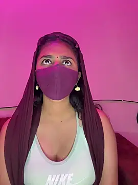 Snapshot of Dishasarmaa05 chatting on 03/17/25, 12:04 Dishasarmaa05 online show from 03/17/25, 12:04