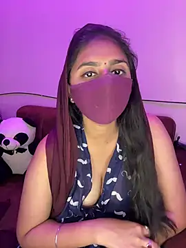 Snapshot of Dishasarmaa05 chatting on 03/17/25, 06:42 Dishasarmaa05 online show from 03/17/25, 06:42