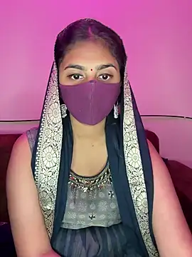 Snapshot of Dishasarmaa05 chatting on 03/18/25, 12:14 Dishasarmaa05 online show from 03/18/25, 12:14