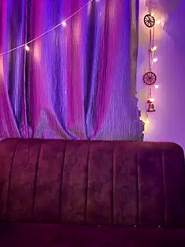 Snapshot of Dishasarmaa05 chatting on 09/15/25, 05:13 Dishasarmaa05 online show from 09/15/25, 05:13