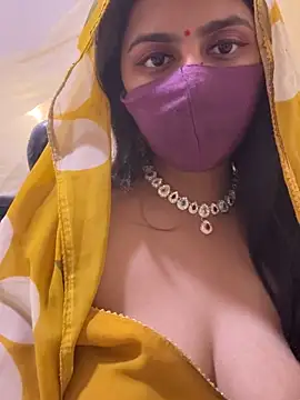 Dishasarmaa05 online show from 11/18/25, 04:00