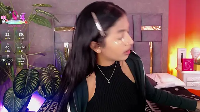 Tyla Ks online show from 01/14/26, 07:41