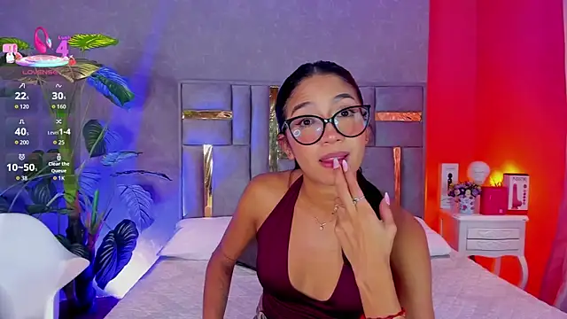 Tyla Ks online show from 04/17/26, 07:50