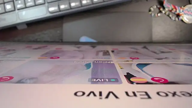 Snapshot of Mature_2025 chatting on 10/07/25, 05:32 Mature 2025 online show from 10/07/25, 05:32