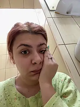 Snapshot of KittieHallo chatting on 02/24/25, 04:05 KittieHallo online show from 02/24/25, 04:05