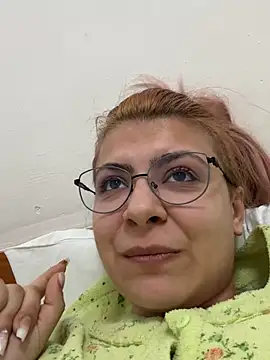 Snapshot of KittieHallo chatting on 02/24/25, 04:47 KittieHallo online show from 02/24/25, 04:47