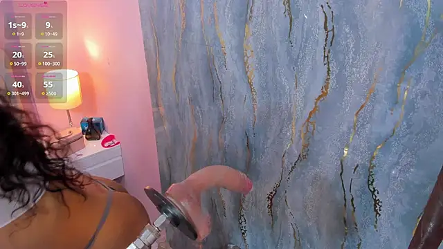 honey sofii  online show from 11/21/25, 12:15