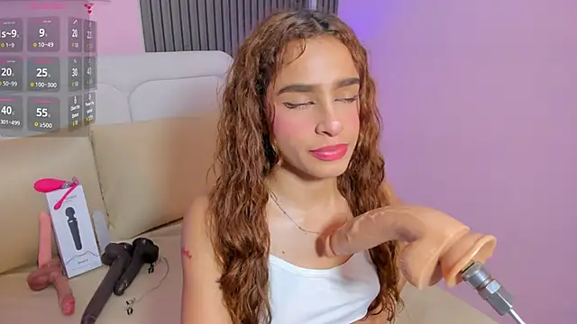 honey sofii  online show from 03/24/26, 11:37