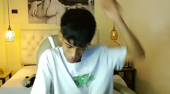 Snapshot of RyanKing19 chatting on 03/03/25, 02:26 RyanKing19 online show from 03/03/25, 02:26