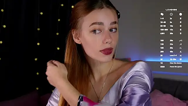 EmilaMills online show from 10/15/25, 12:33