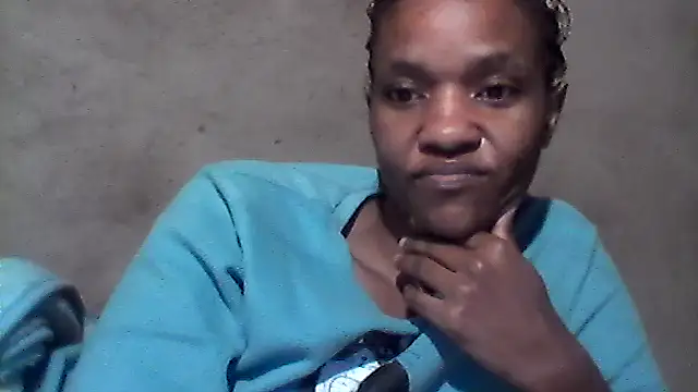 Snapshot of sexybigass31 chatting on 05/18/26, 12:18 sexybigass31 online show from 05/18/26, 12:18