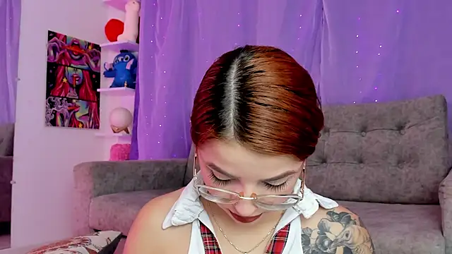 MelaniJhonson online show from 04/24/26, 02:58