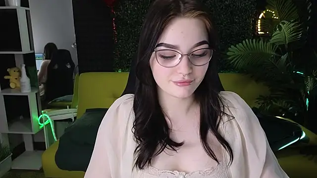 milliedoll online show from 03/09/25, 08:18