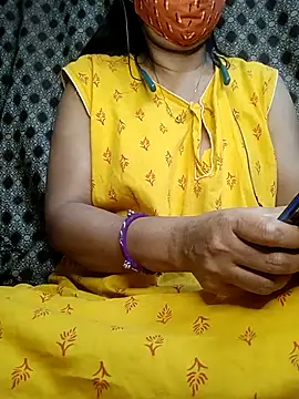 Snapshot of IND9876 chatting on 02/21/25, 05:31 IND9876 online show from 02/21/25, 05:31