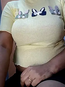 Snapshot of IND9876 chatting on 02/24/25, 01:57 IND9876 online show from 02/24/25, 01:57