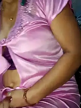 Snapshot of IND9876 chatting on 03/02/25, 10:35 IND9876 online show from 03/02/25, 10:35