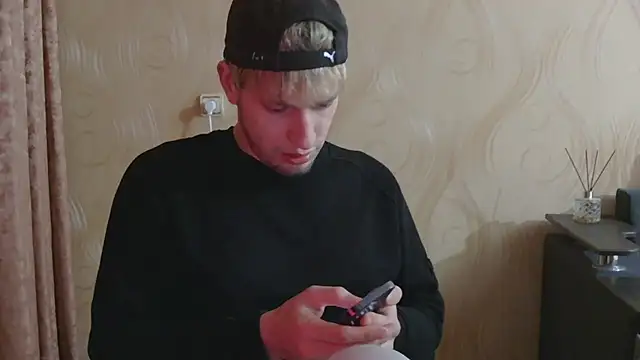 frama666 online show from 04/24/26, 01:19