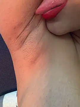 isha sassy online show from 12/05/25, 06:37