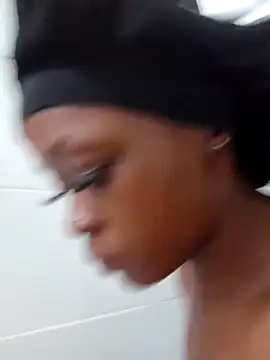 xxTatiannaxx online show from 02/26/25, 06:00