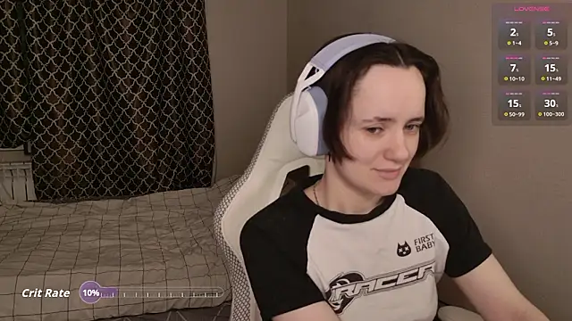 Luna Loveee online show from 02/14/26, 03:47