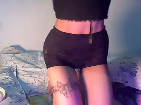  luckylips online show from 03/23/26, 06:23