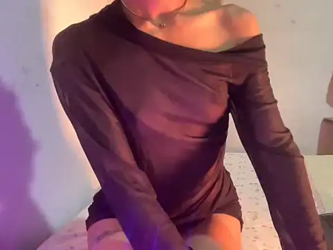  luckylips online show from 04/10/26, 05:06