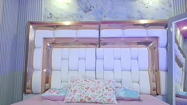 innocenthazel online show from 02/13/26, 03:13