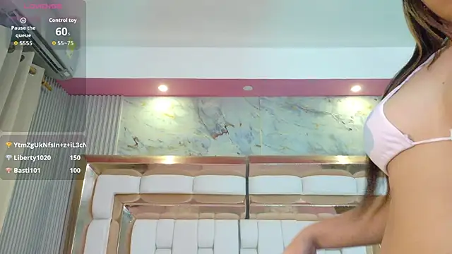 innocenthazel online show from 02/19/26, 02:51