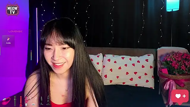miyakimi0101 online show from 07/23/26, 01:52