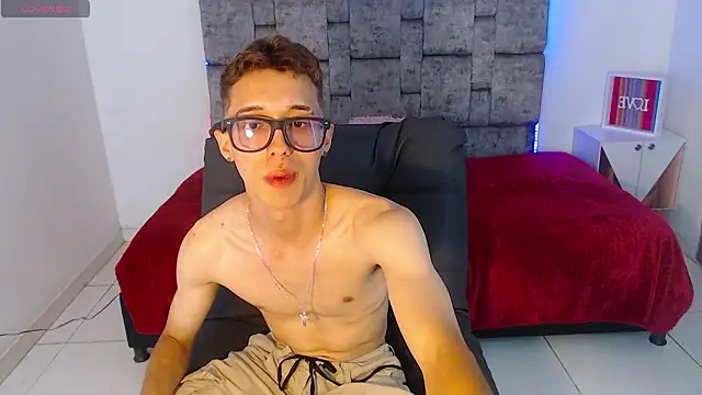 skinny bigcock02 online show from 03/05/26, 09:22