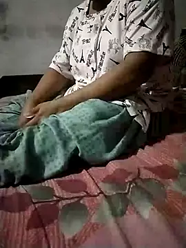 sharnjit299 online show from 10/18/25, 04:41