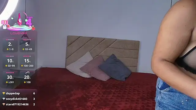 Natasha rose   online show from 04/01/26, 08:06