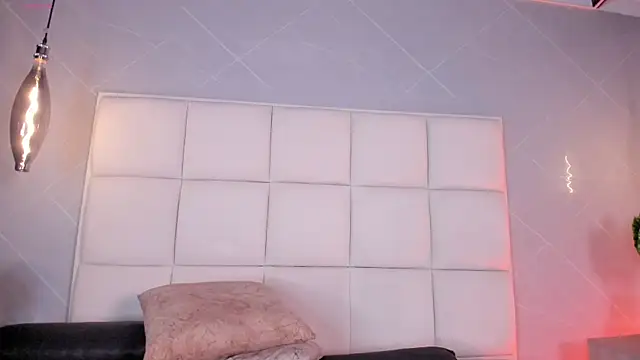 Keyla lage online show from 02/07/26, 08:12