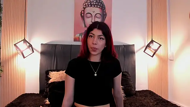 Cassie bloom online show from 03/08/25, 10:56