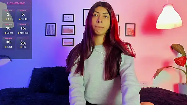 Cassie bloom online show from 03/22/25, 07:53