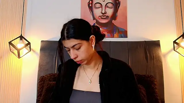 Cassie bloom online show from 12/01/25, 08:03