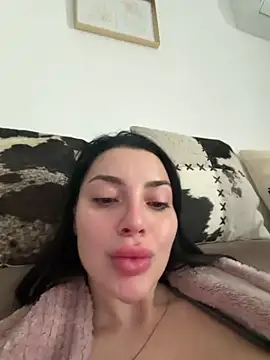 Mia Splash online show from 03/08/26, 02:10