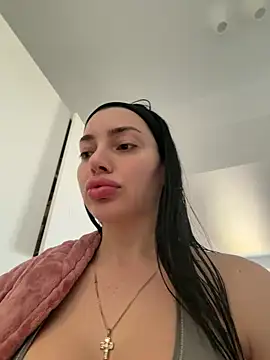 Mia Splash online show from 03/13/26, 10:33