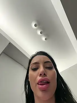 Mia Splash online show from 04/02/26, 01:53