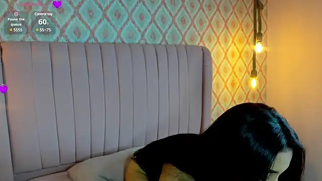 SOPHIATRISTA online show from 03/01/25, 12:12