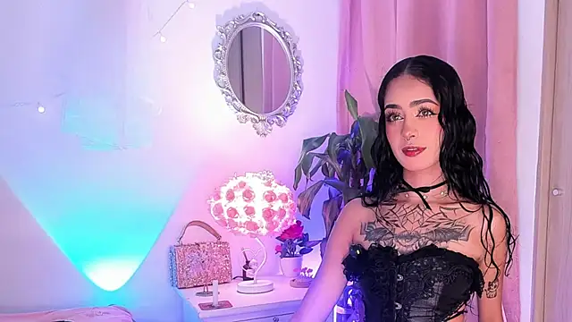 solecito    online show from 03/22/26, 12:47