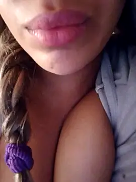 Sexlove1xo online show from 03/04/25, 02:49