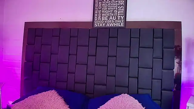 Lexi Howard  online show from 09/29/25, 03:33