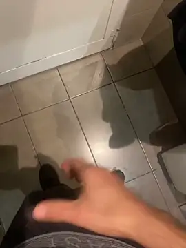 mikekmi21 online show from 02/20/25, 12:36