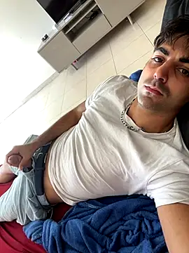 mikekmi21 online show from 11/09/25, 02:26