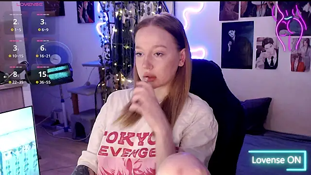 lissallor  online show from 02/28/25, 04:32