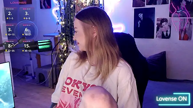 lissallor  online show from 03/01/25, 12:12